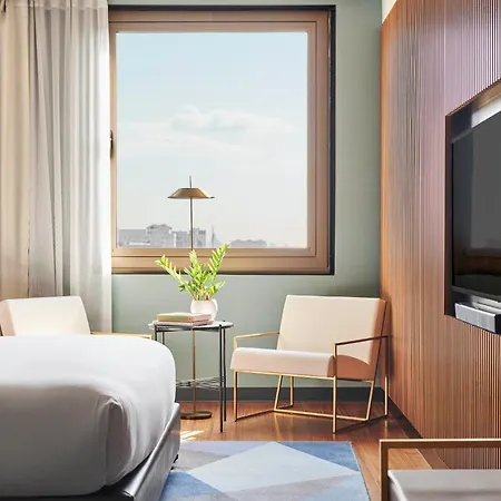 Grand Hyatt Hotel
