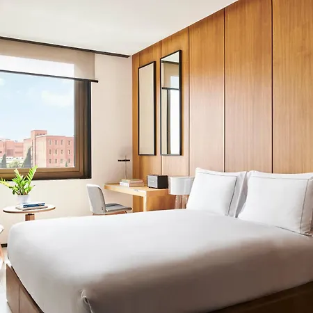 Grand Hyatt Hotel 5*