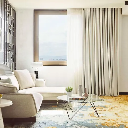 Grand Hyatt Hotel 5*