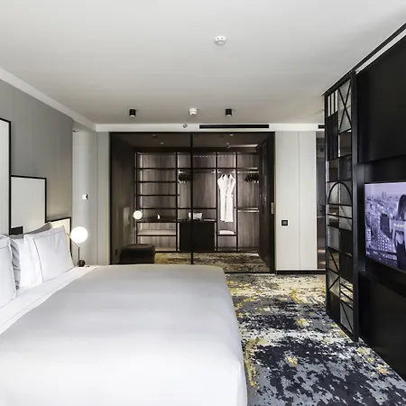 Szálloda Grand Hyatt 5*