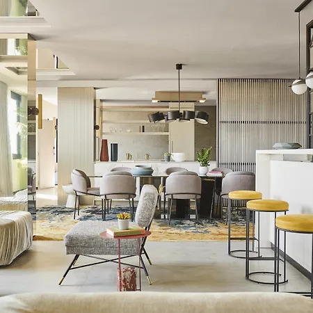 Grand Hyatt Hotel 5*