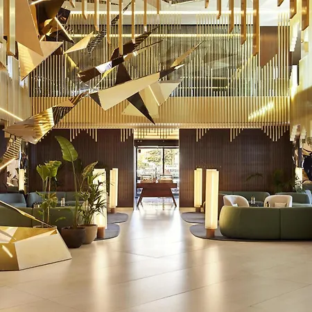 Grand Hyatt Hotel