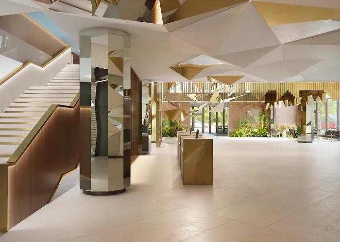 Grand Hyatt Hotel 5*