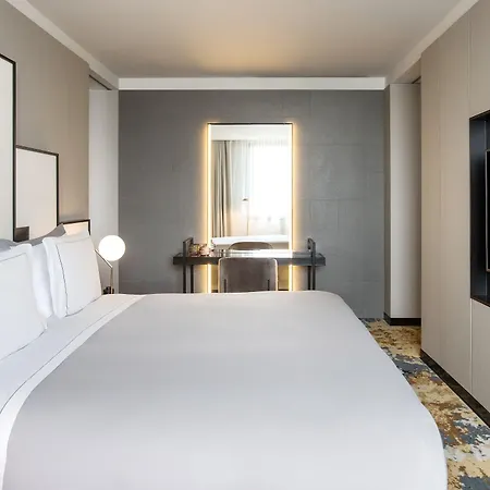 Hotel Grand Hyatt